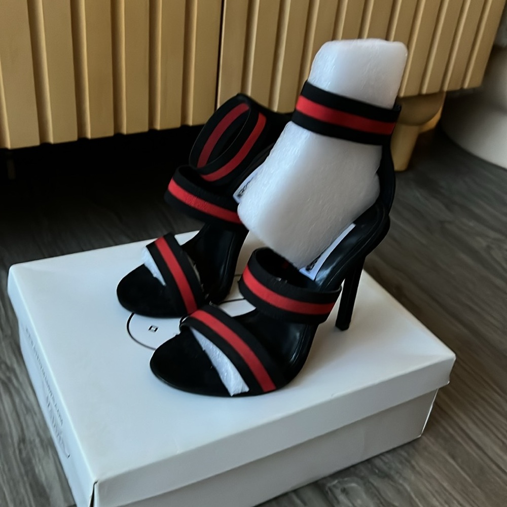 Steve Madden Black & Red Strappy Heels